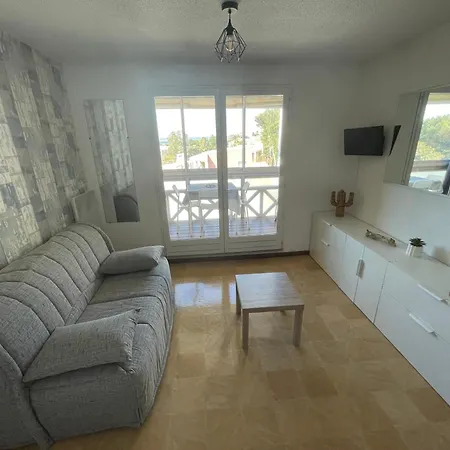 Vue Sur L'etang De Thau Lejlighed